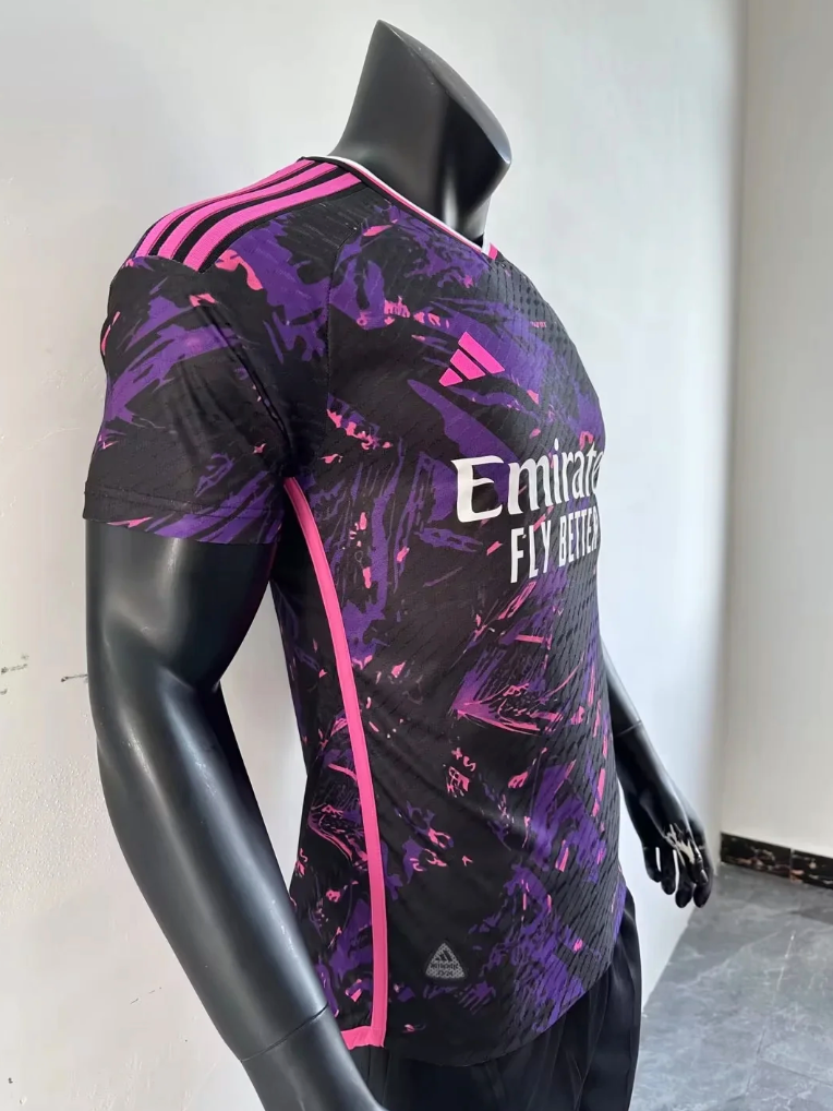 RLM Maillot concept Violet