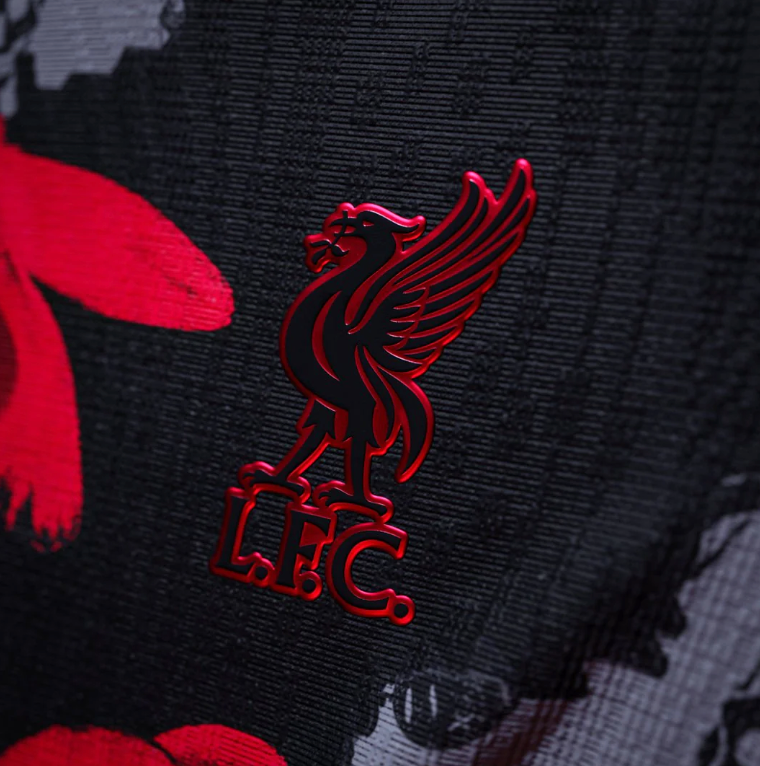 Liverpool x Alexander McQueen maillot foot concept 2023-2024