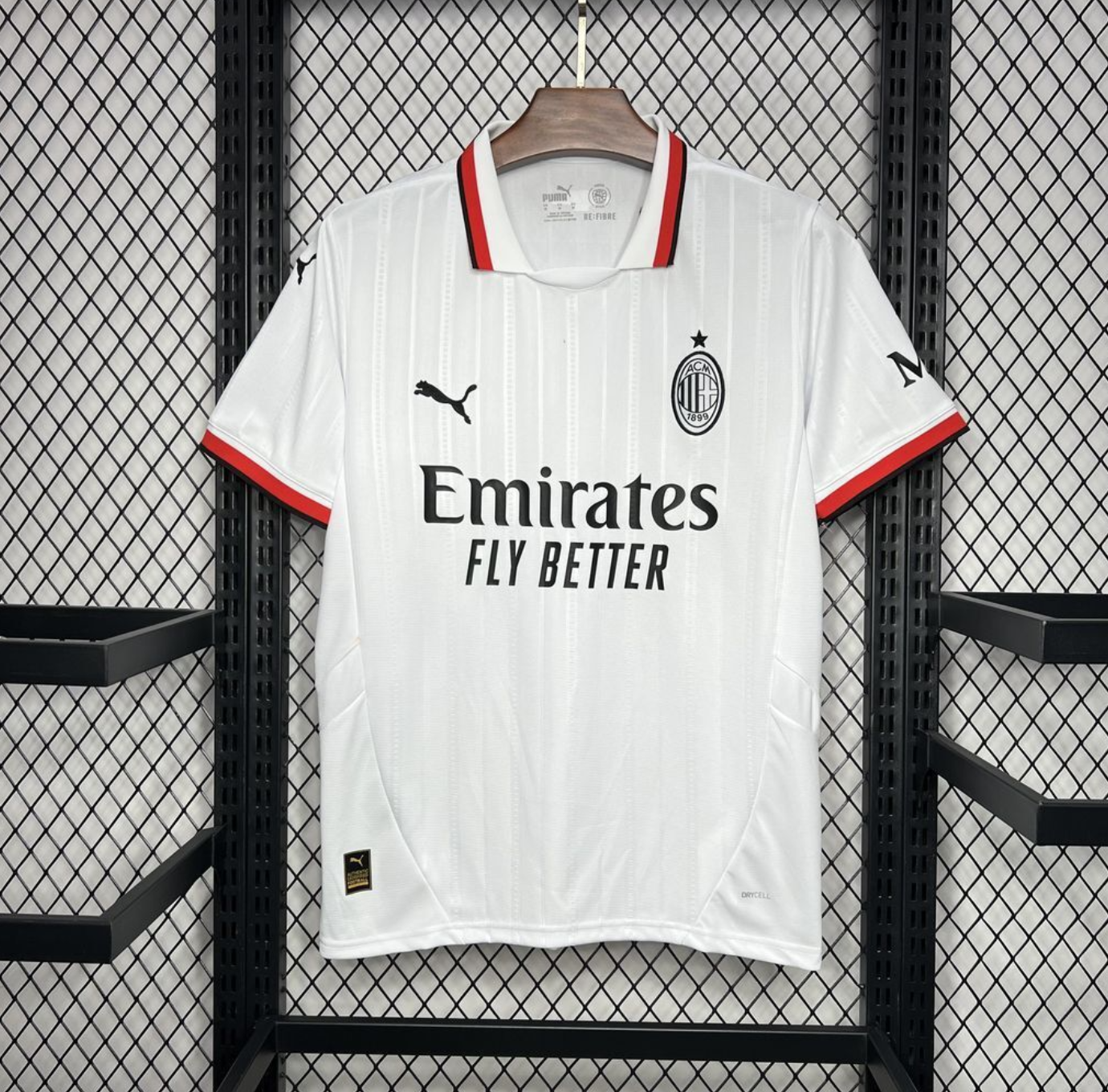 AC Milan 2024/2025 Exterieur